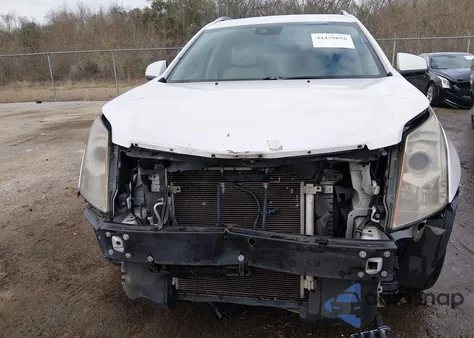 2015 Cadillac Srx Luxury Collection z USA, uszkodzony, nr VIN 3GYFNBE34FS596106